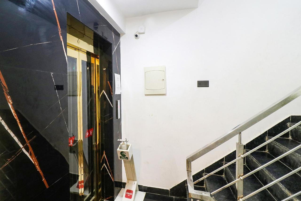 Fabhotel Kiara The Private Suites Gurgaon Exterior foto